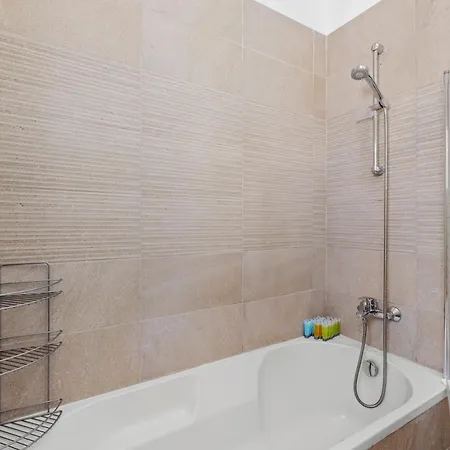 Апартаменты Downtown View 2 Bedroom