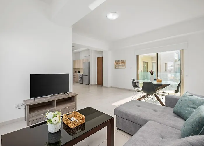 Downtown View 2 Bedroom *