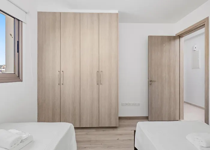 Downtown View 2 Bedroom Apartmán Larnaca